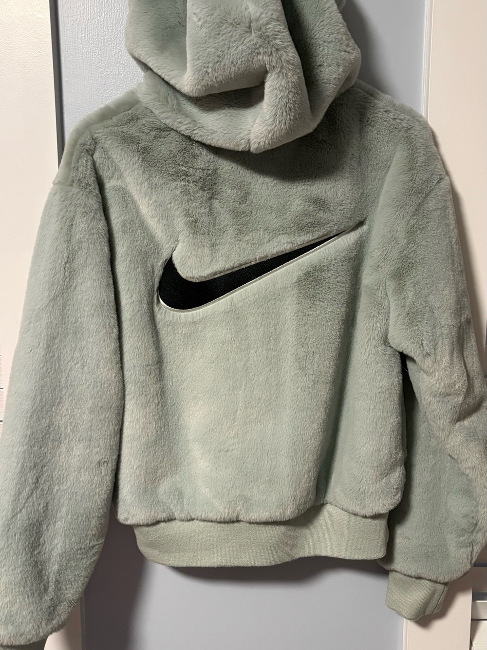 Nike Plush Faux Fur Hooded Full Zip Jacket Green Women’s Small